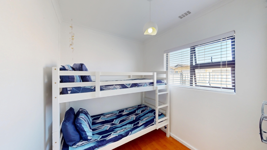 4 Bedroom Property for Sale in Rondevlei Park Western Cape